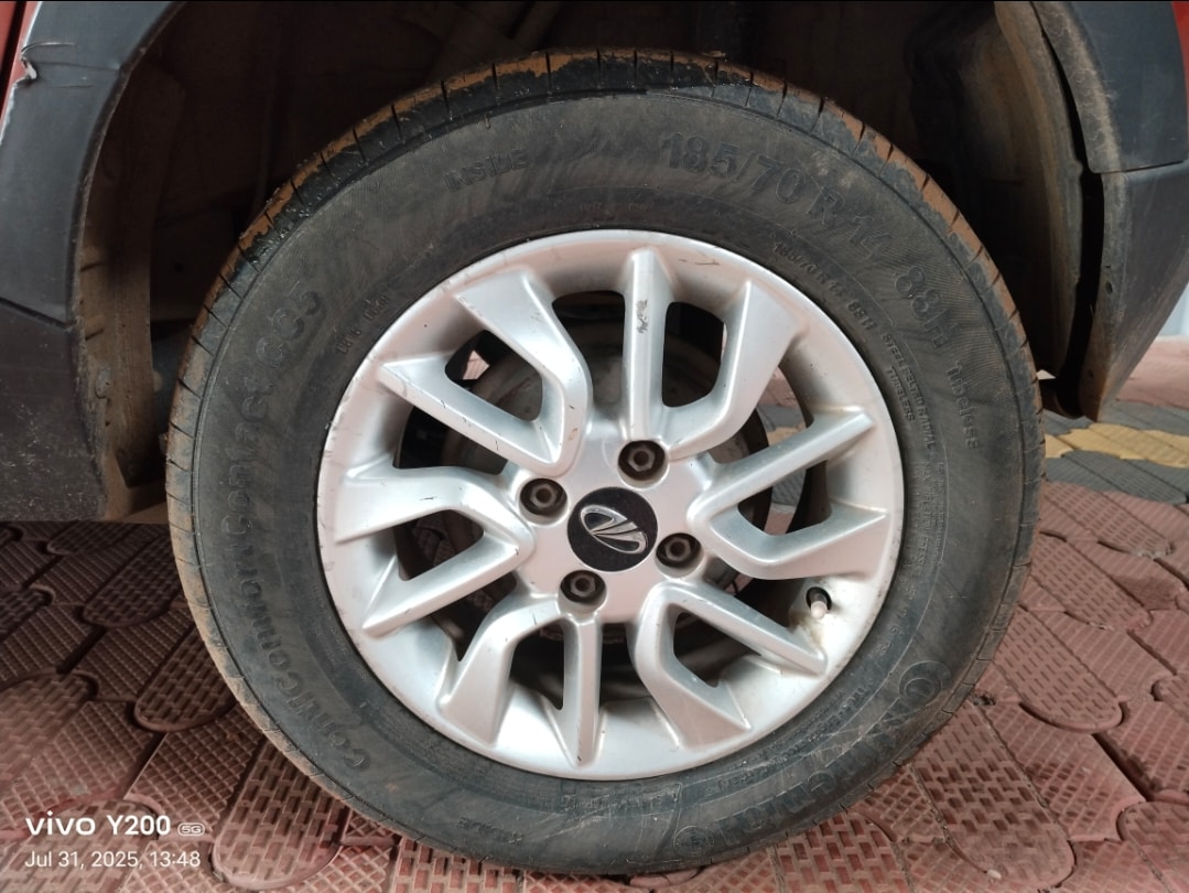 Used 2016 Mahindra KUV100 Used 2016 Mahindra KUV100