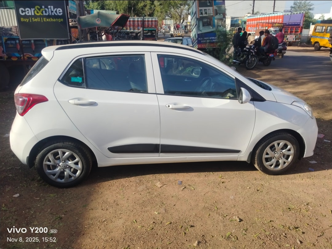 Grand i10 image 6 Grand i10 image 6