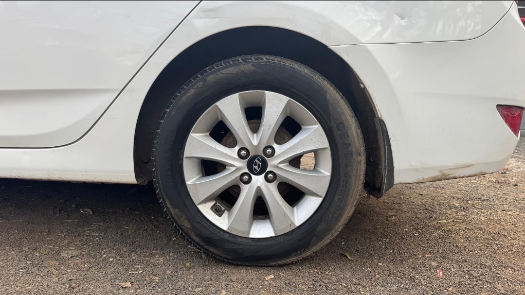 Used 2015 Hyundai Verna Used 2015 Hyundai Verna