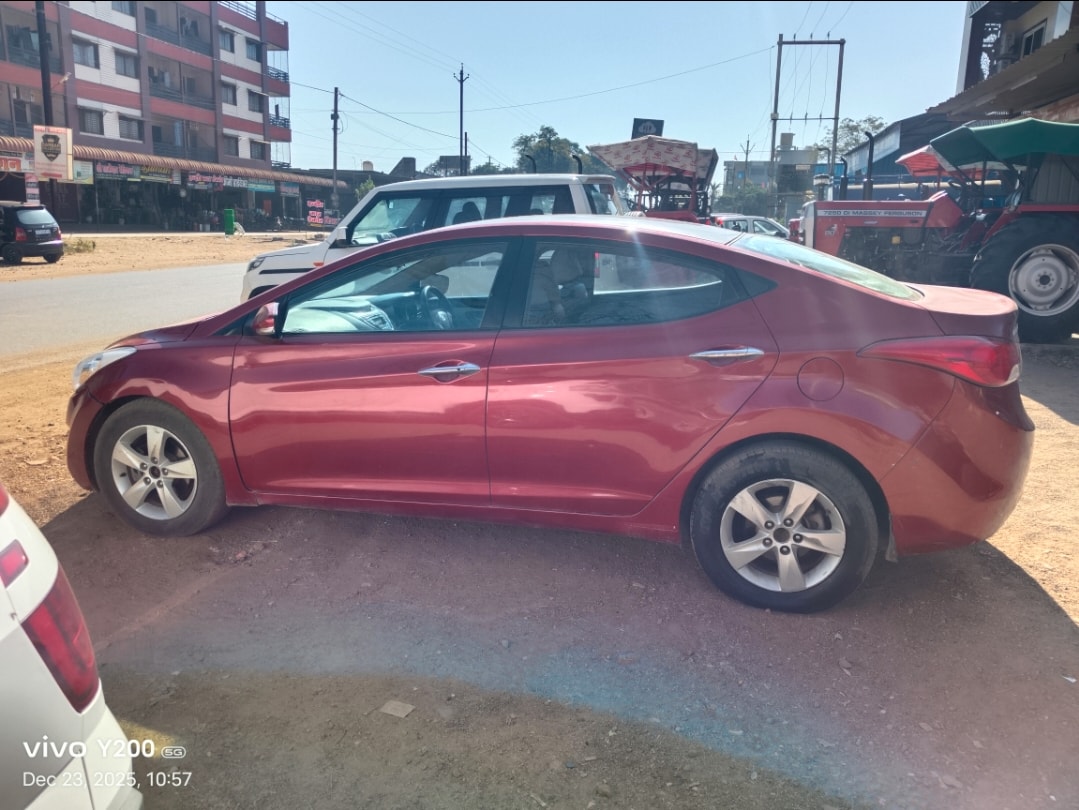 Elantra image 2 Elantra image 2