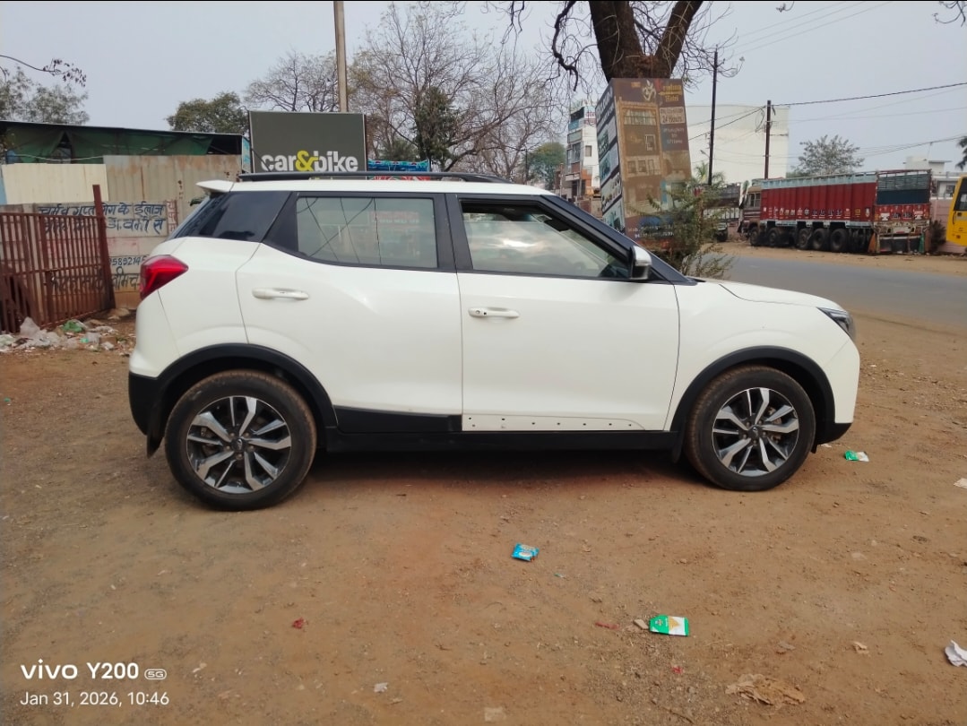 XUV300 image 6 XUV300 image 6