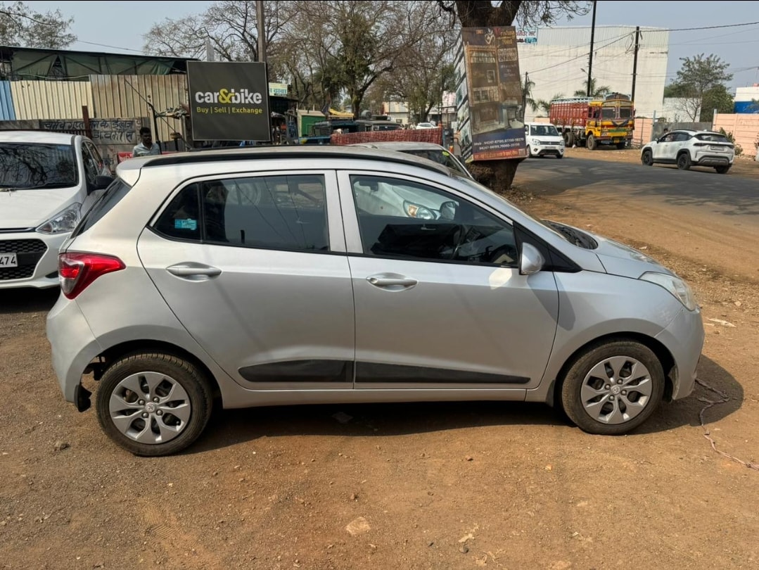 Grand i10 image 6 Grand i10 image 6