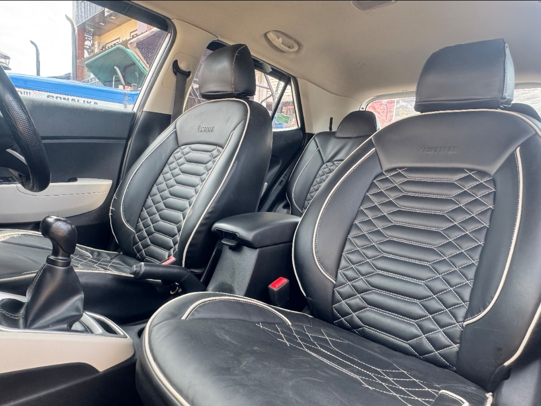 Used 2023 Hyundai Venue Used 2023 Hyundai Venue