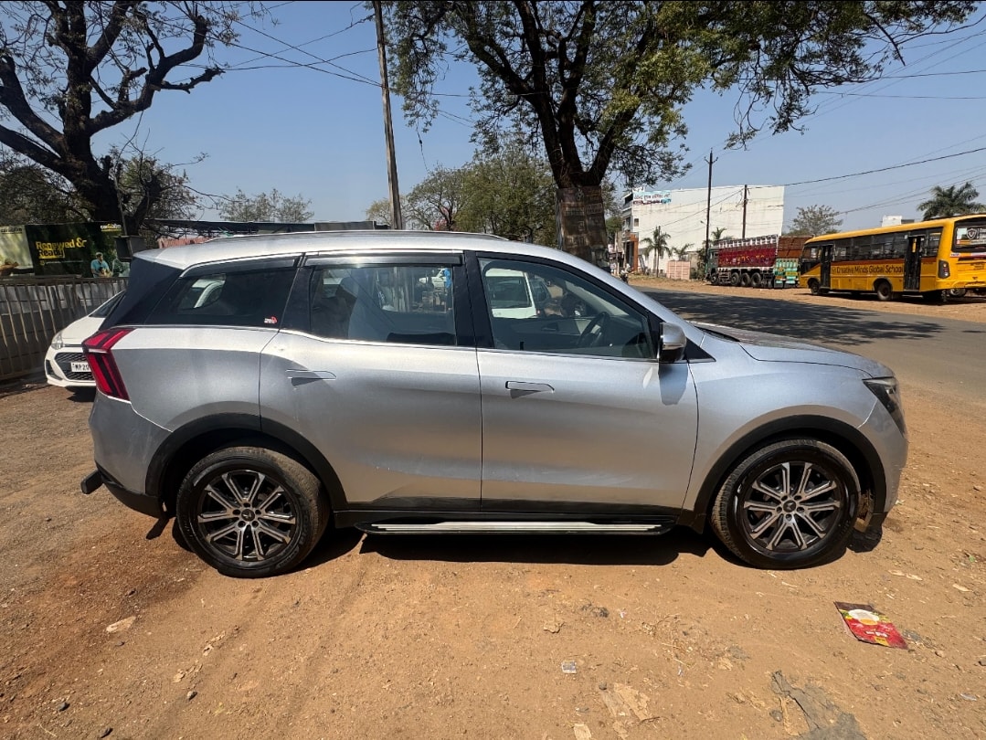 XUV700 image 6 XUV700 image 6