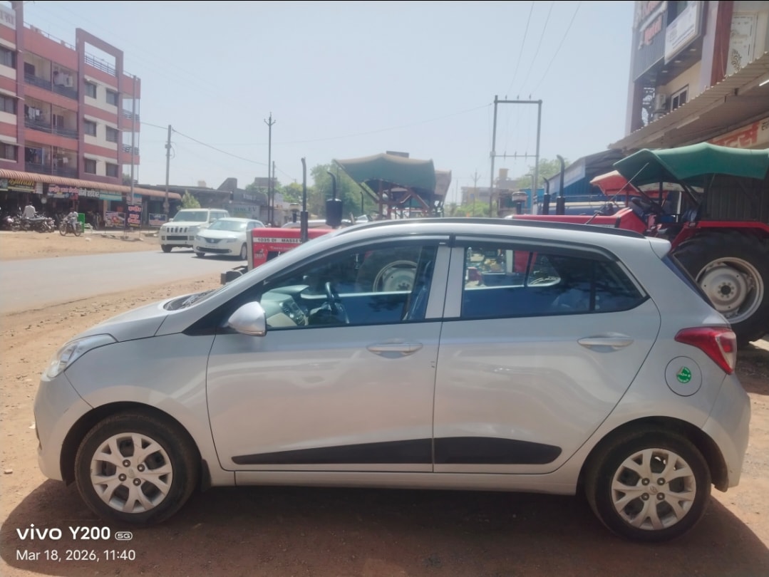 Grand i10 image 2 Grand i10 image 2