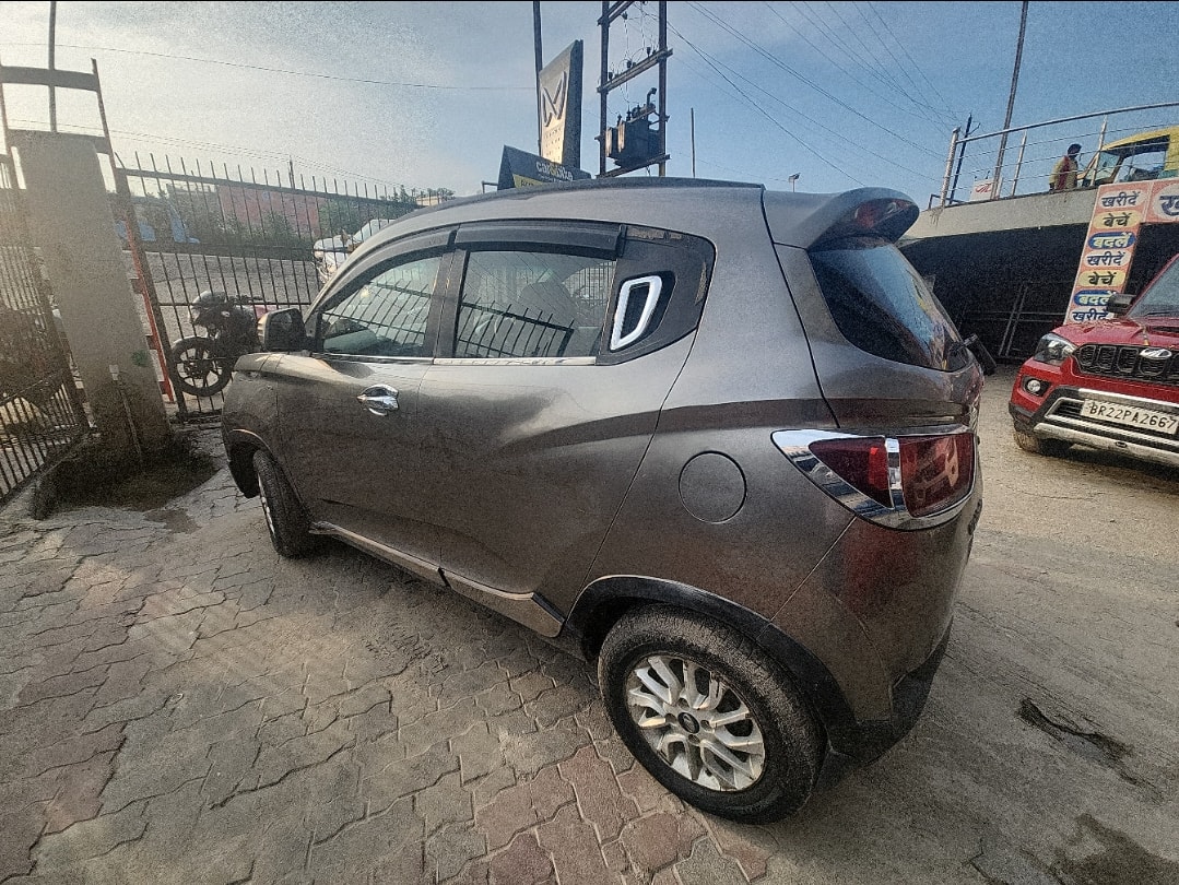 Used 2016 Mahindra KUV100 Used 2016 Mahindra KUV100