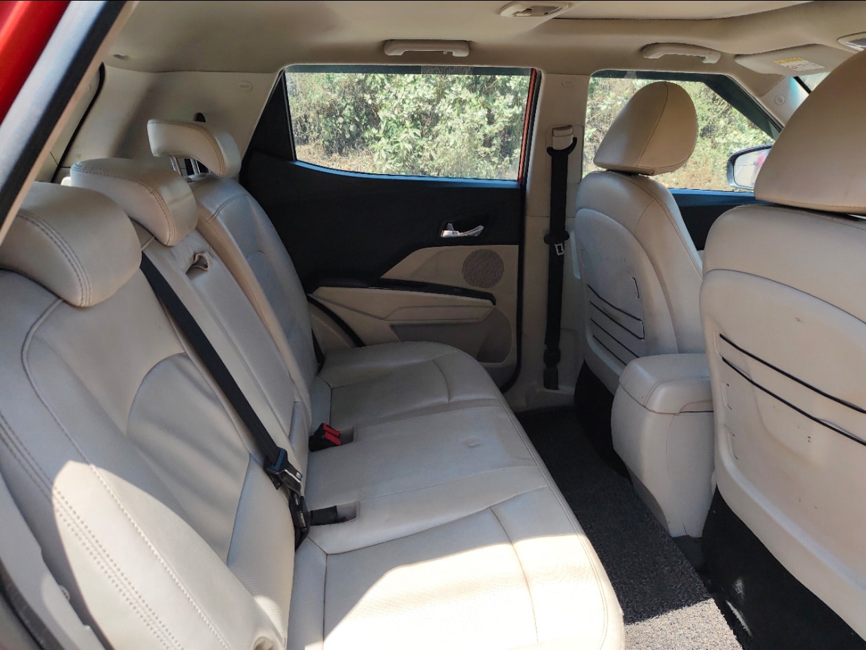 Used 2019 Mahindra XUV300 Used 2019 Mahindra XUV300