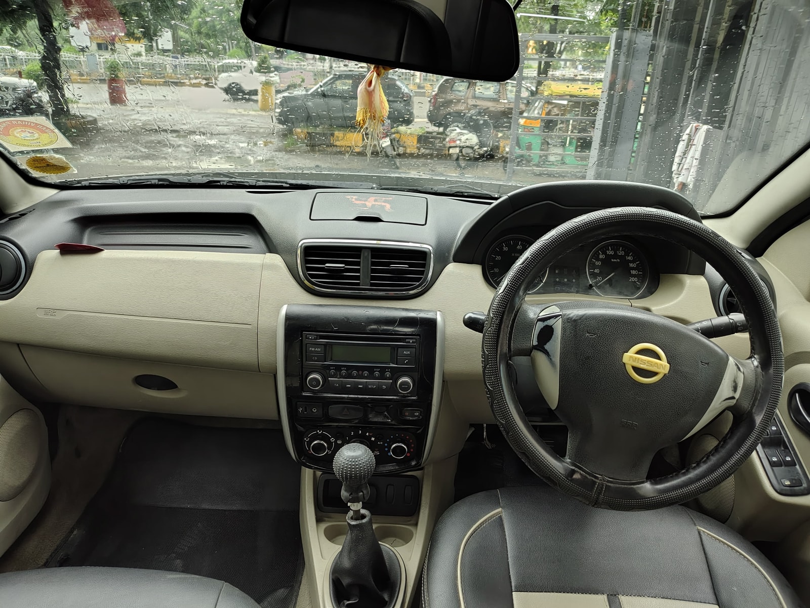 Used 2014 Nissan Terrano Used 2014 Nissan Terrano