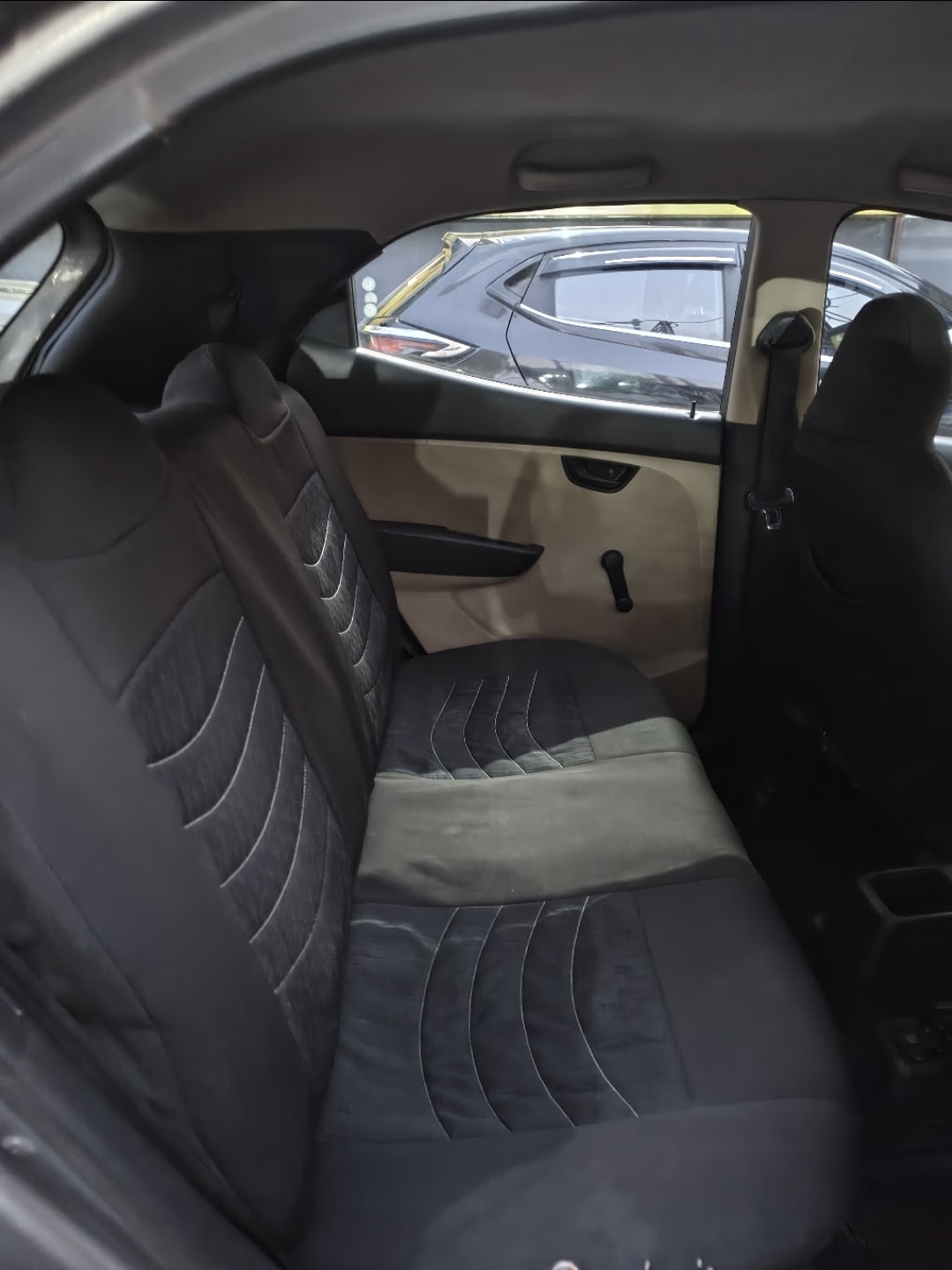 Used 2012 Hyundai EON Used 2012 Hyundai EON