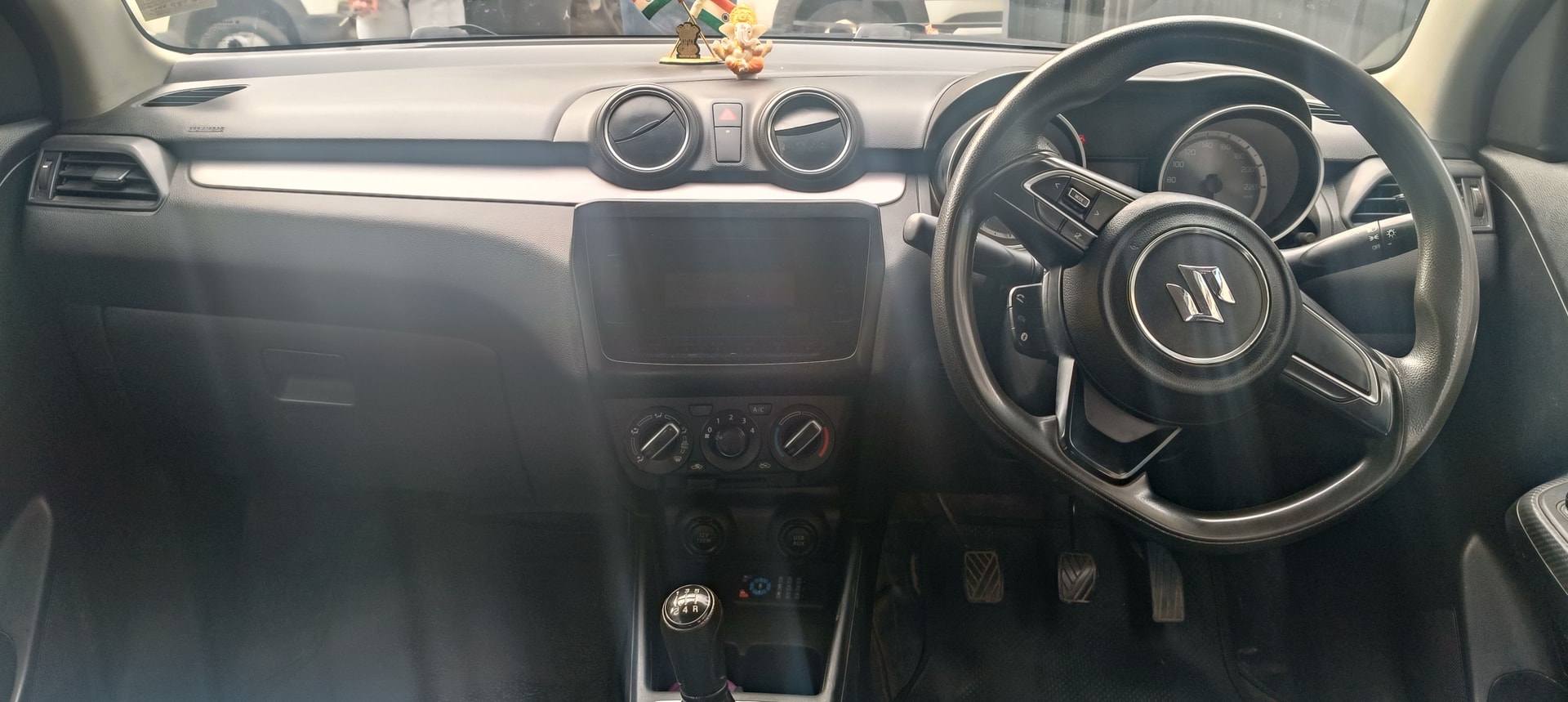 Used 2022 Maruti Suzuki Swift Used 2022 Maruti Suzuki Swift