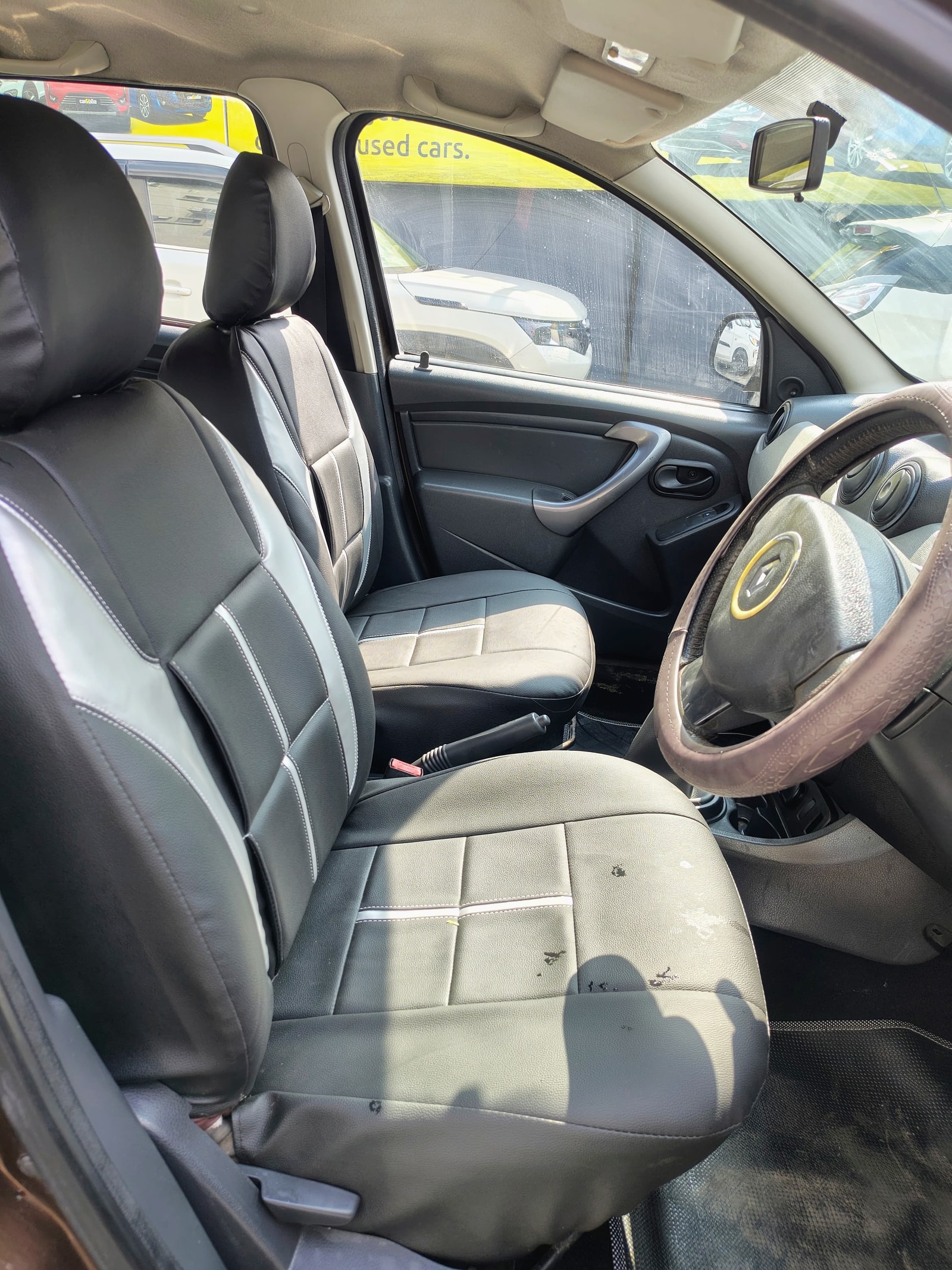 Duster image 14 Duster image 14