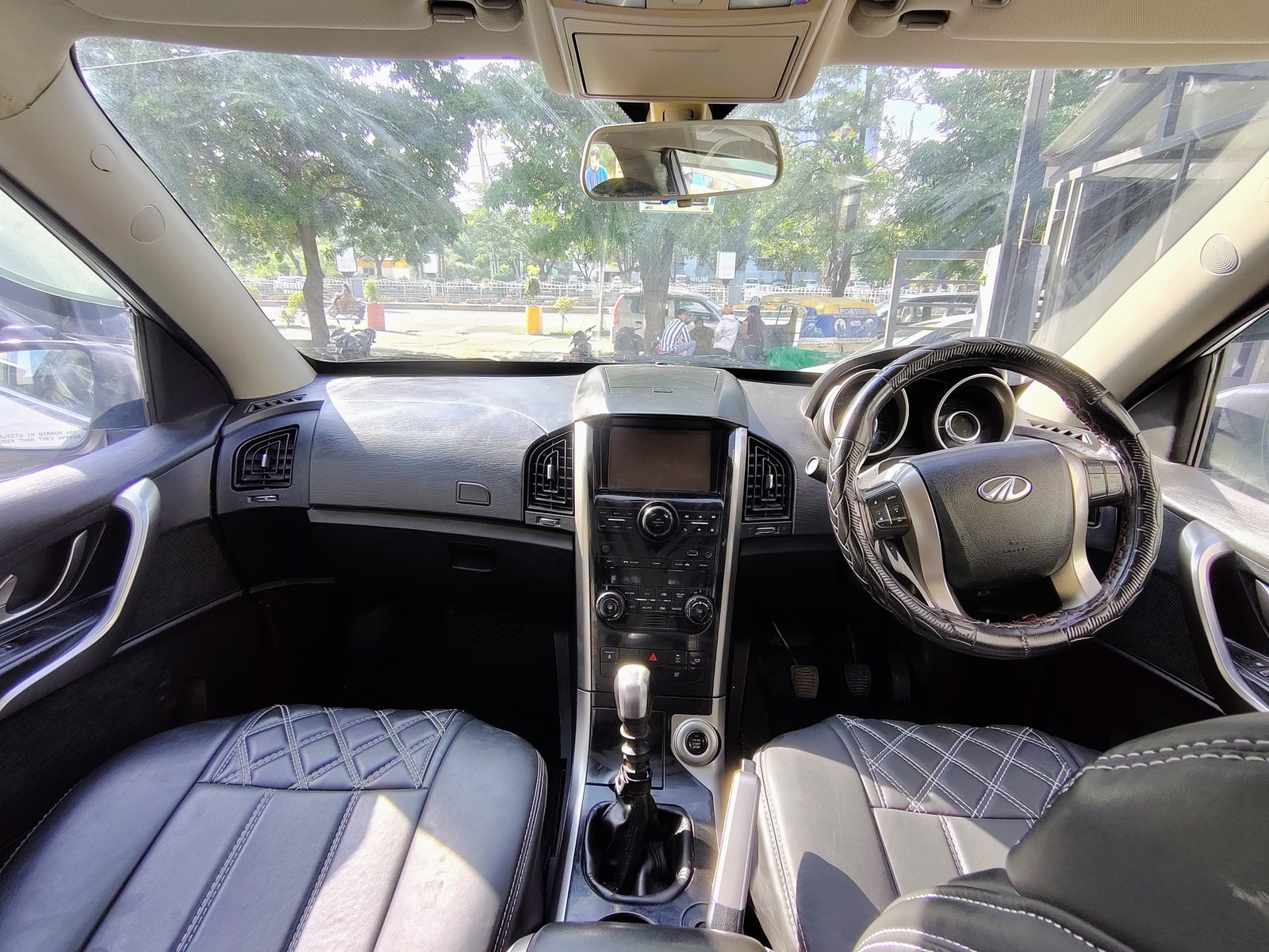 XUV500 image 12 XUV500 image 12