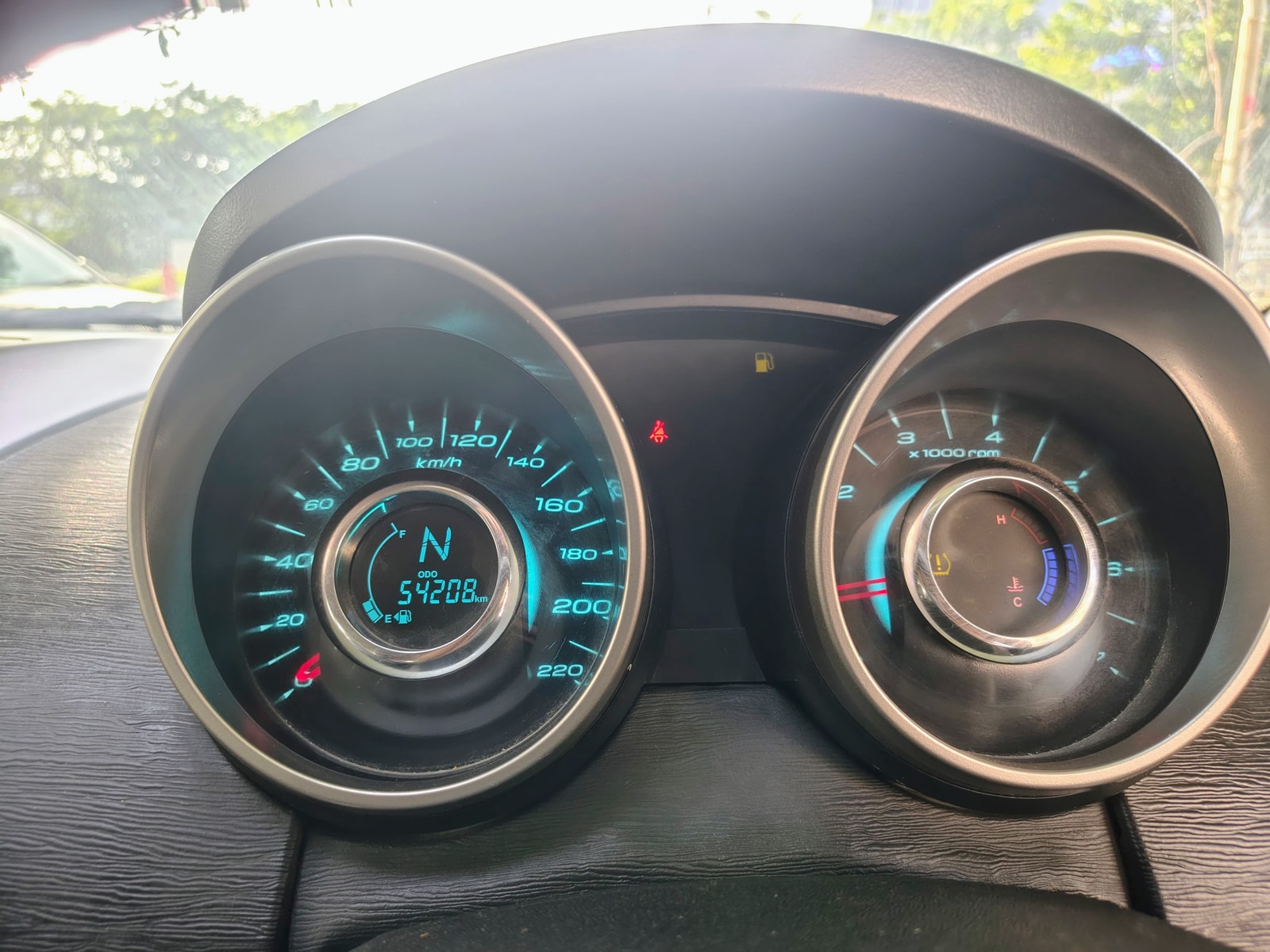 XUV500 image 11 XUV500 image 11