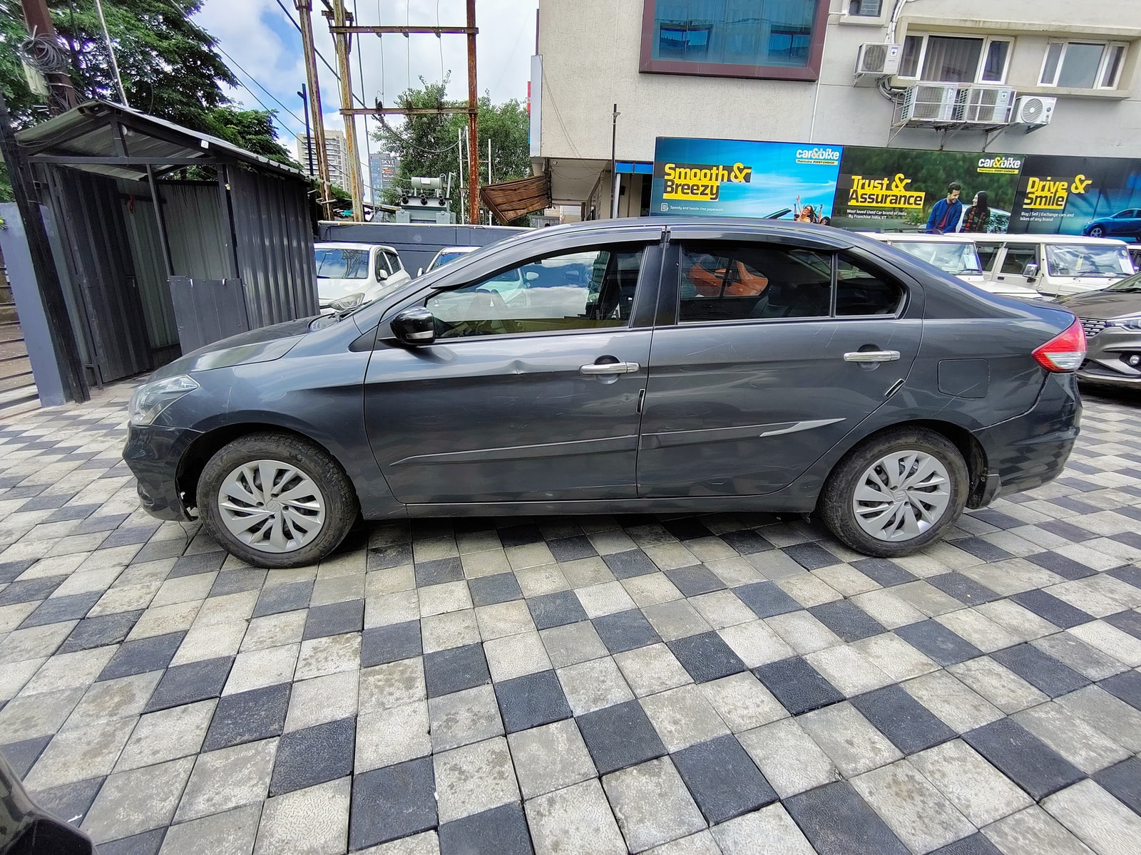 Ciaz image 2 Ciaz image 2