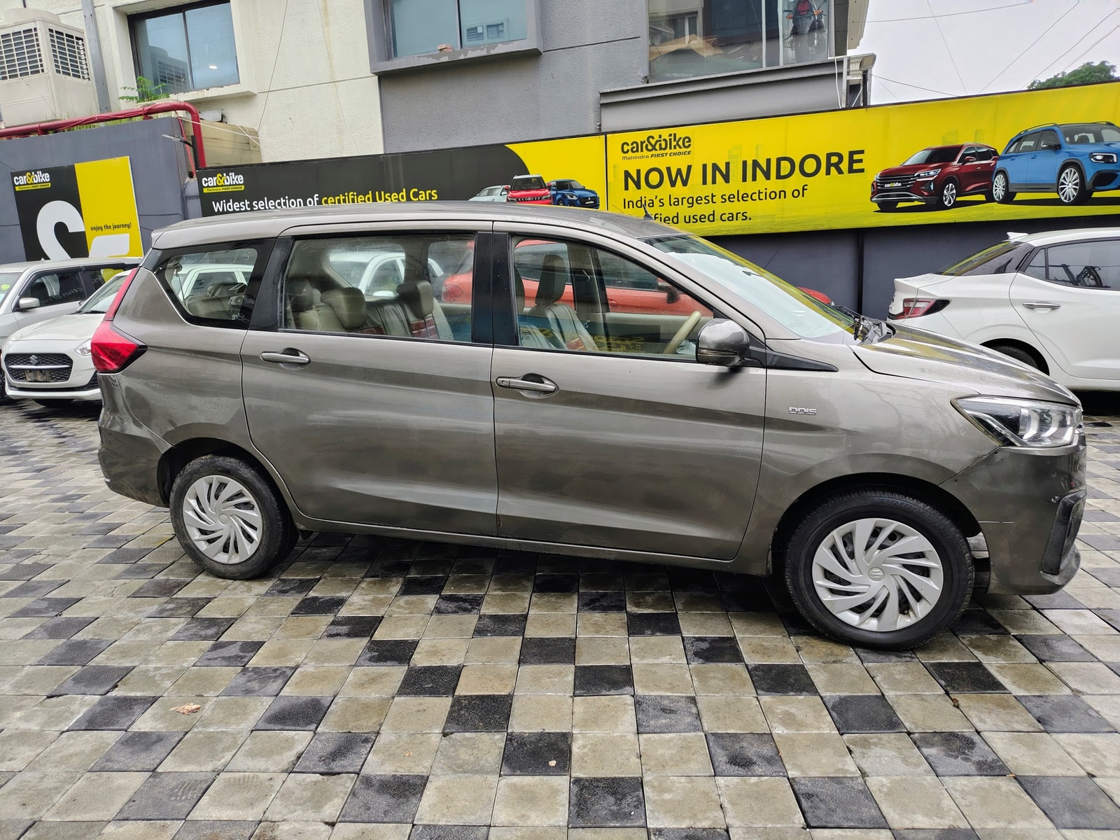 Ertiga image 6 Ertiga image 6