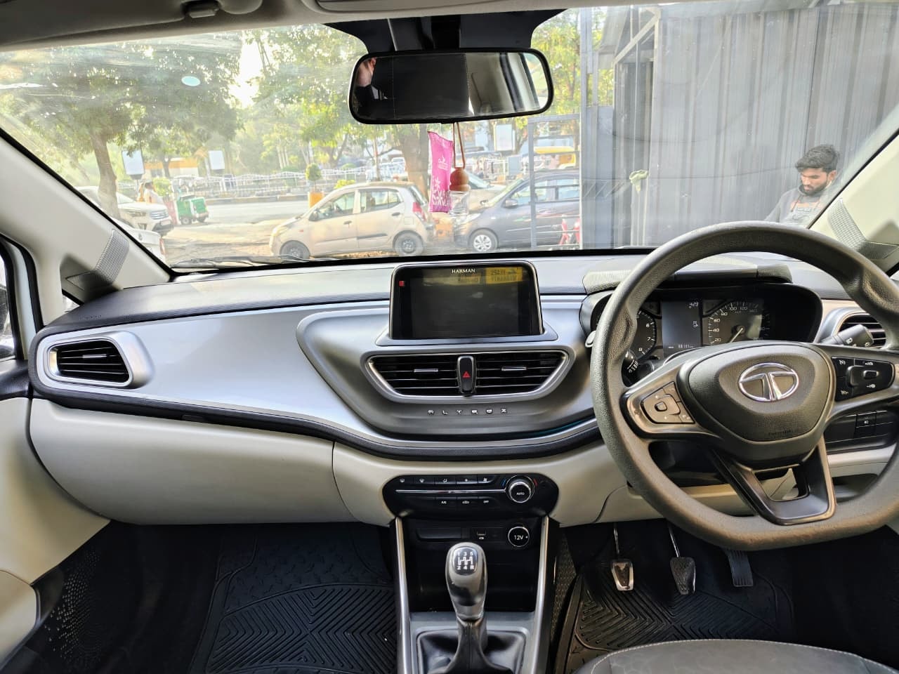 Altroz image 6 Altroz image 6