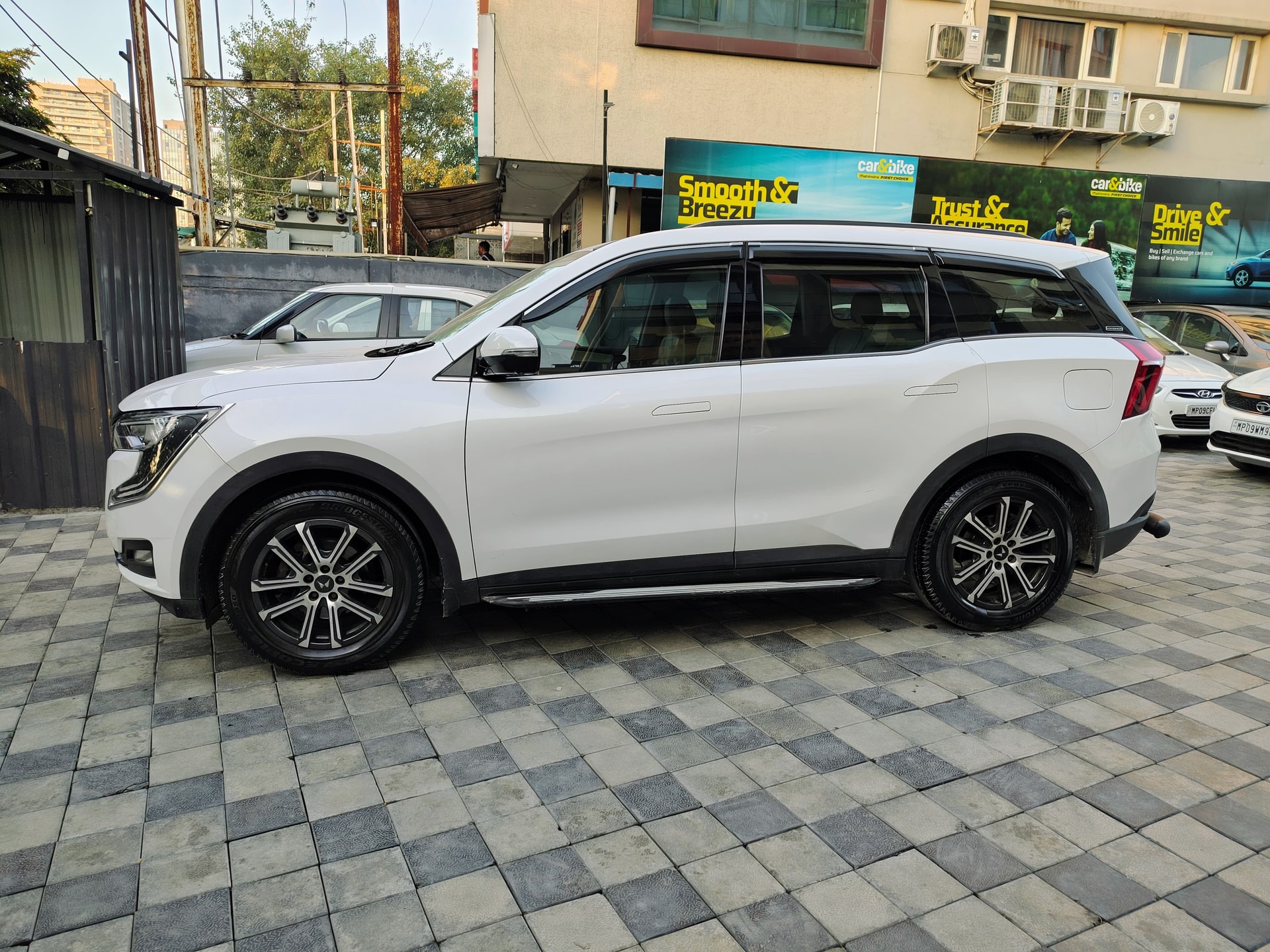 Used 2022 Mahindra XUV700 Used 2022 Mahindra XUV700