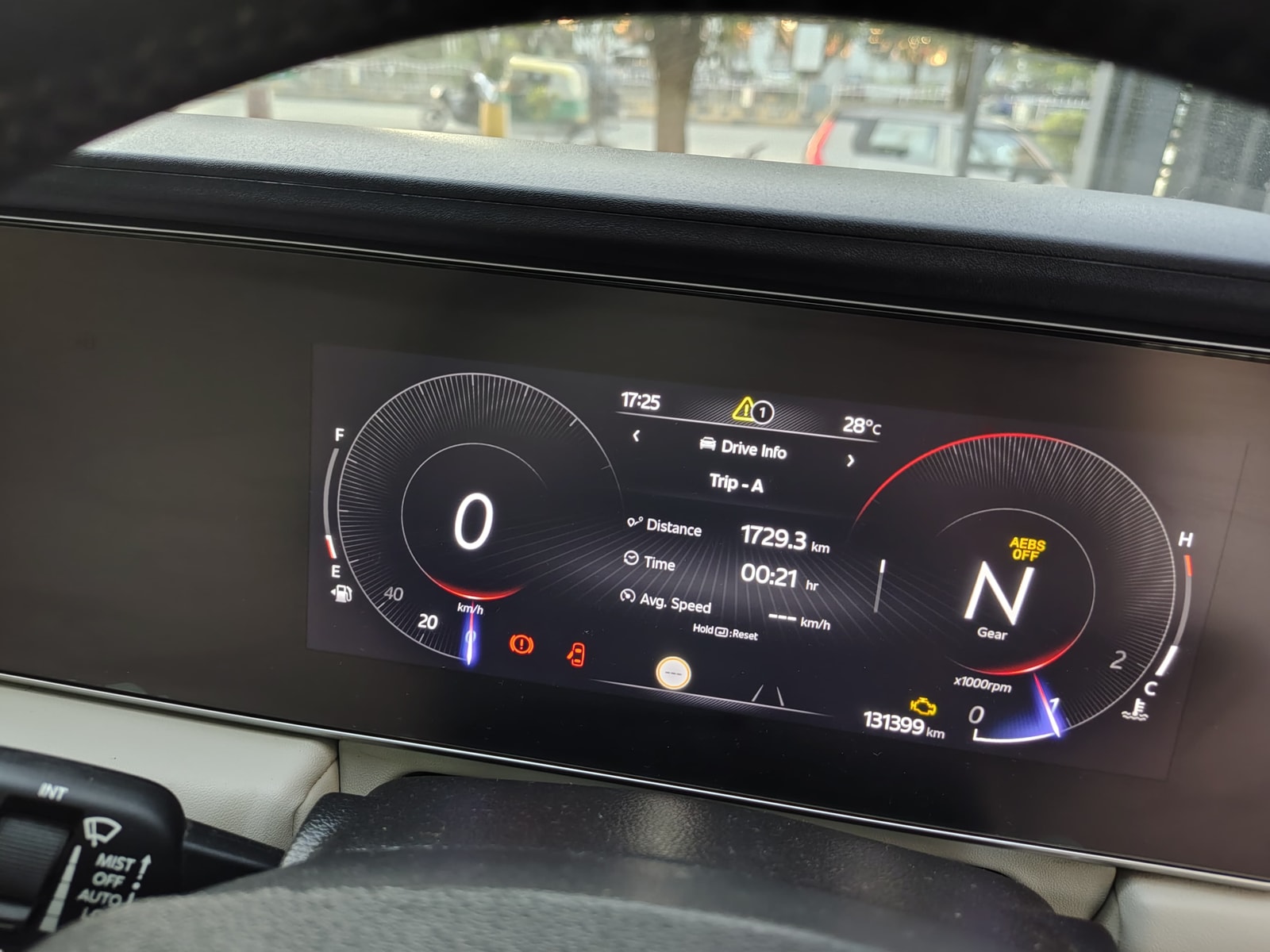 XUV700 image 11 XUV700 image 11