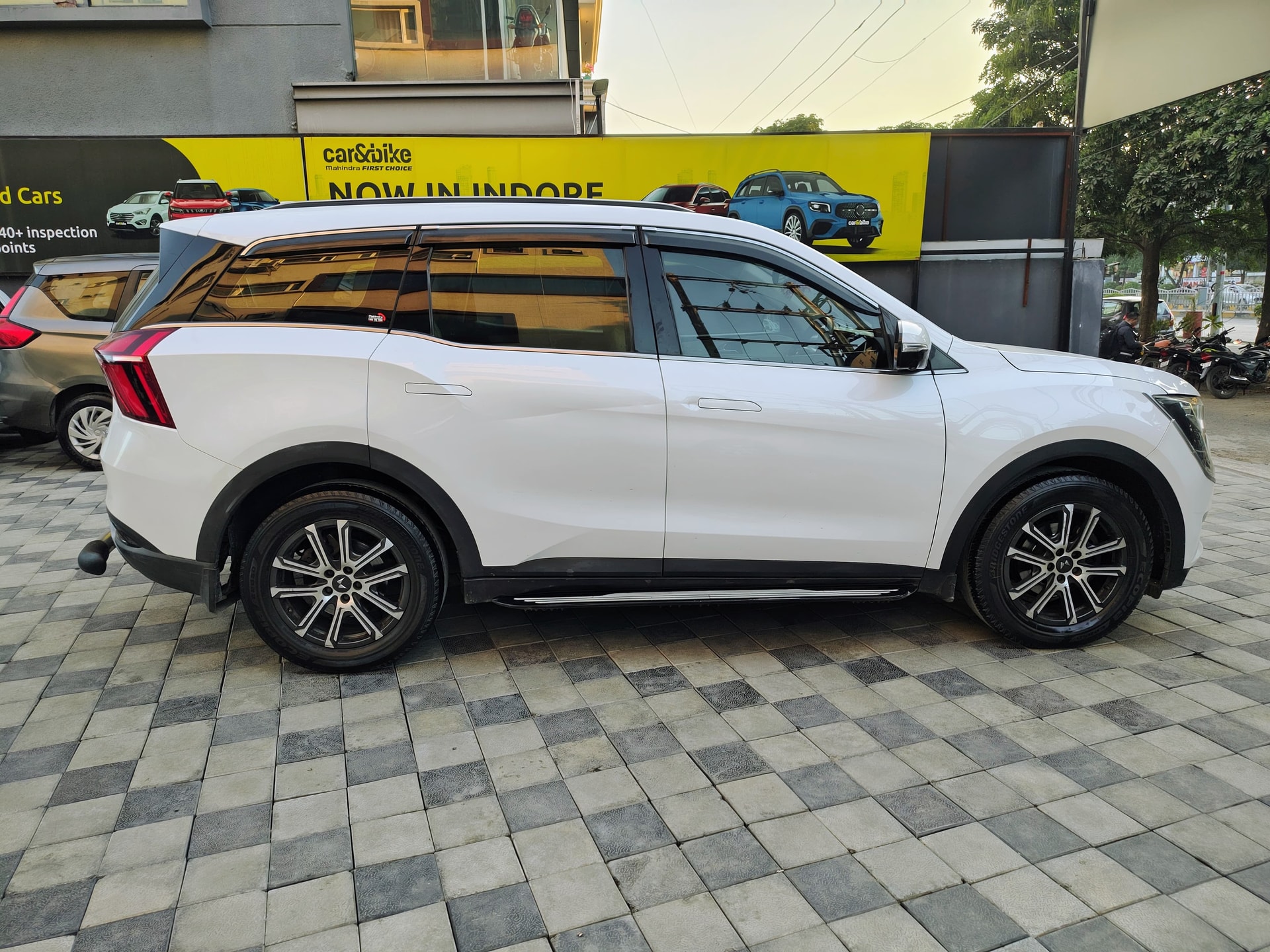 Used 2022 Mahindra XUV700 Used 2022 Mahindra XUV700