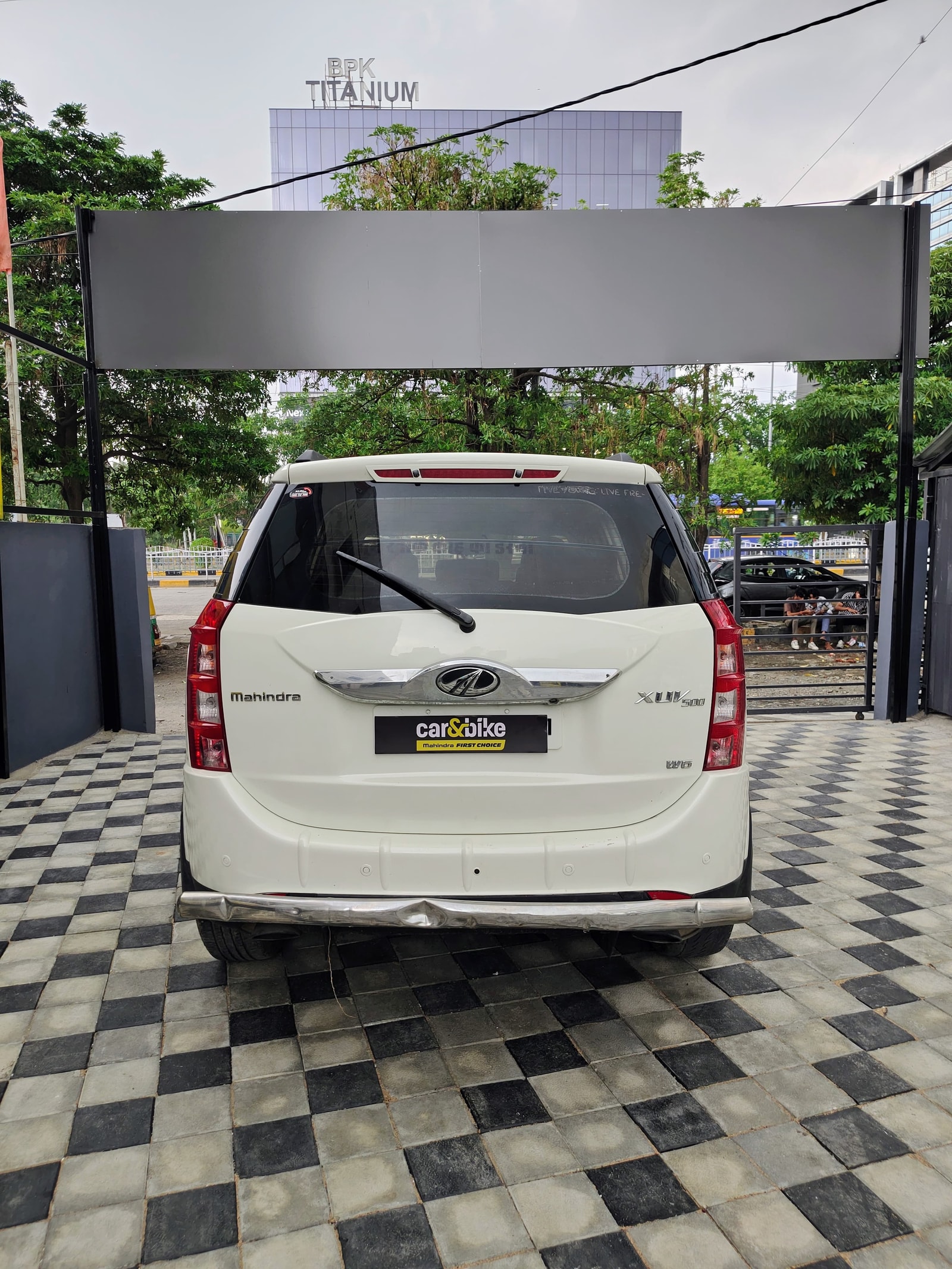 XUV500 image 3 XUV500 image 3