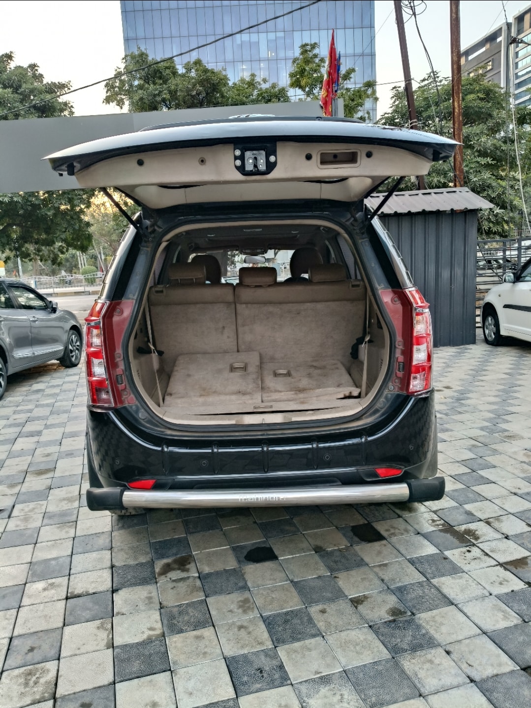 XUV500 image 10 XUV500 image 10