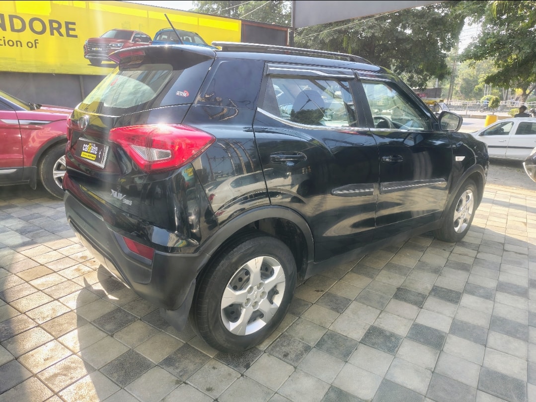 XUV300 image 5 XUV300 image 5