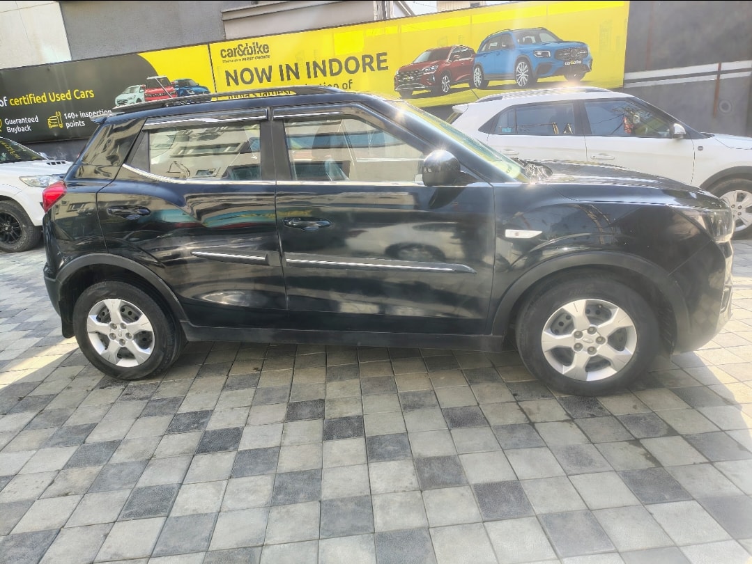 Used 2022 Mahindra XUV300 Used 2022 Mahindra XUV300