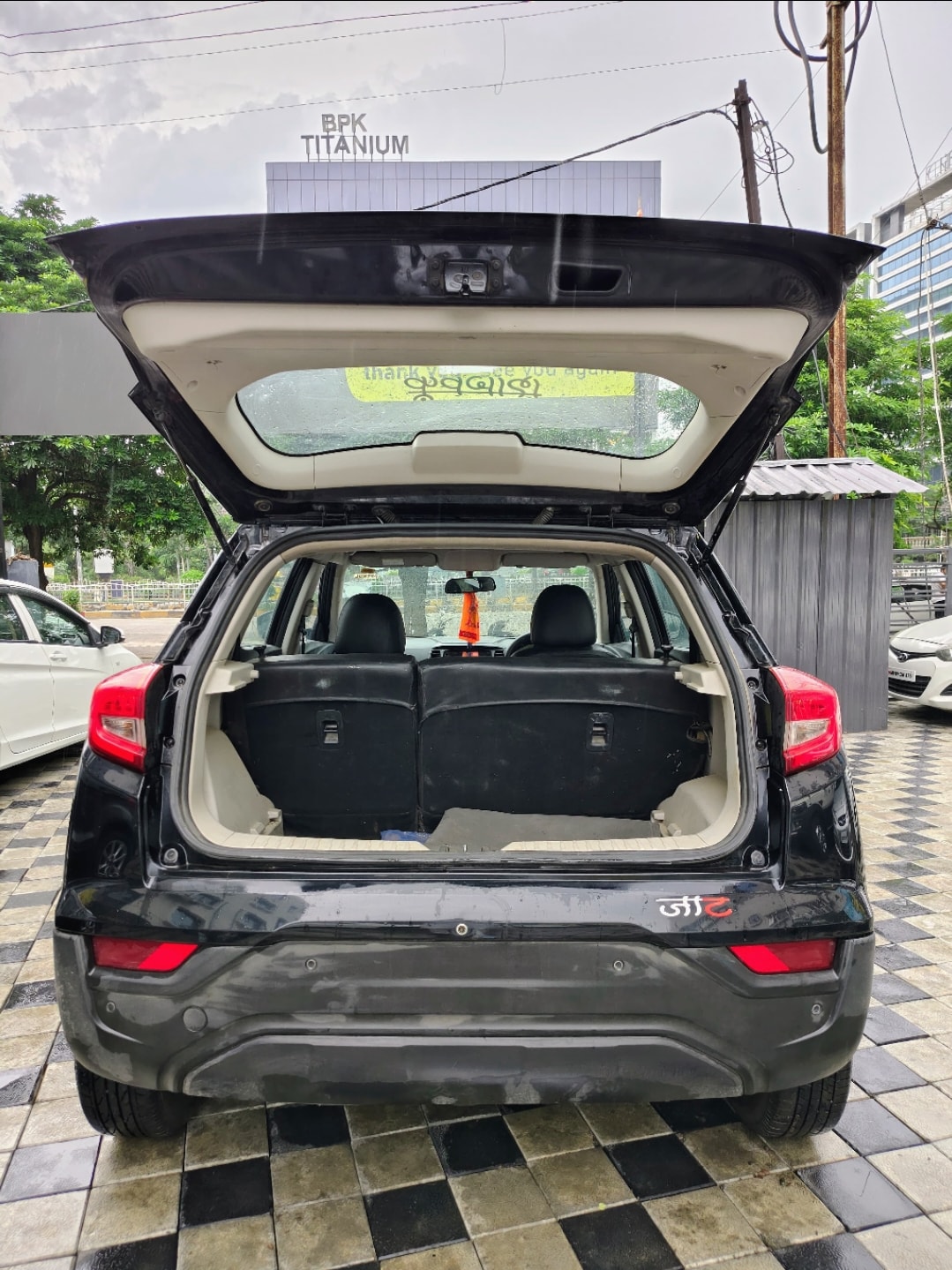 Used 2020 Mahindra XUV300 Used 2020 Mahindra XUV300