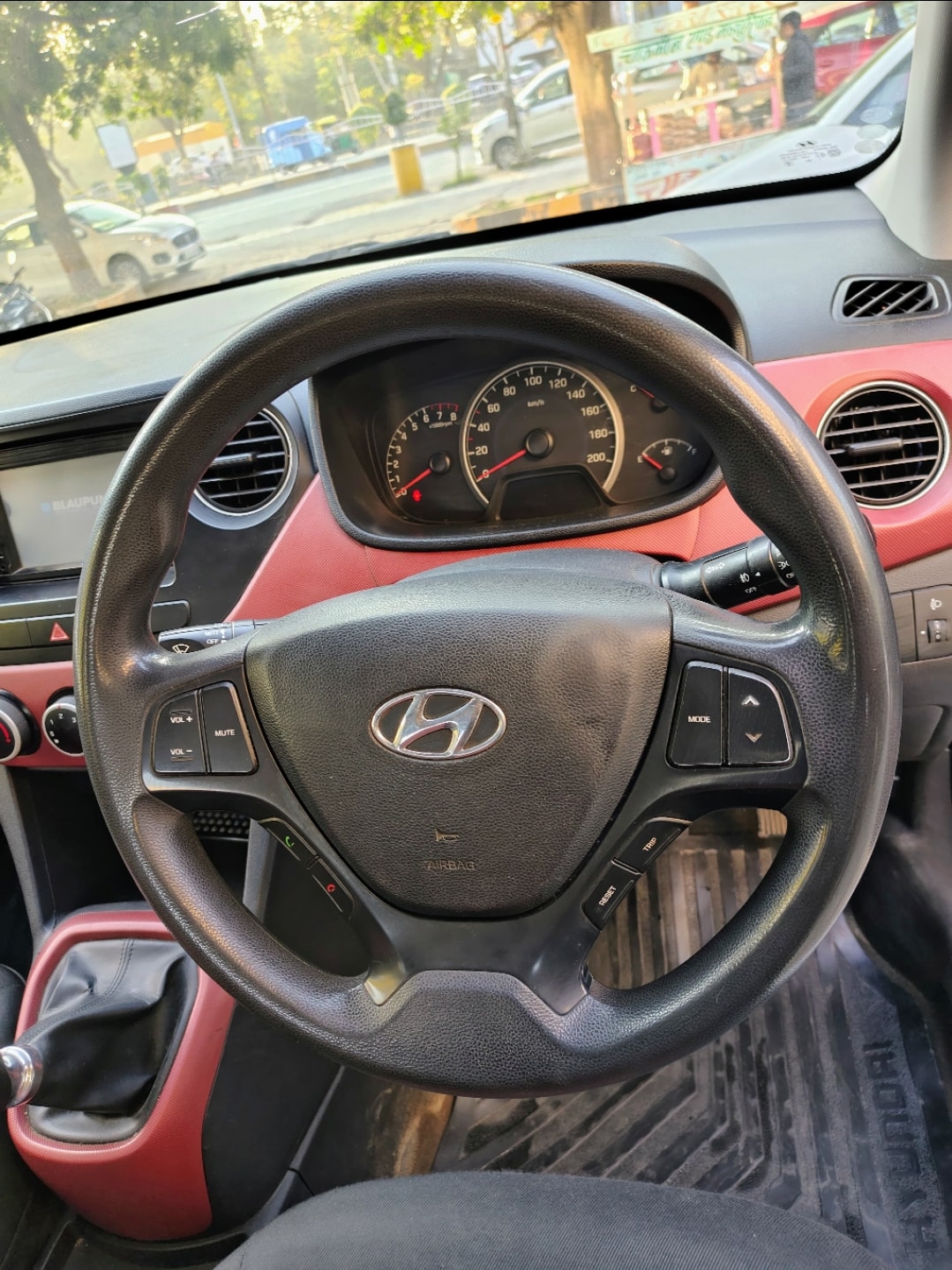 Used 2016 Hyundai Grand i10 Used 2016 Hyundai Grand i10