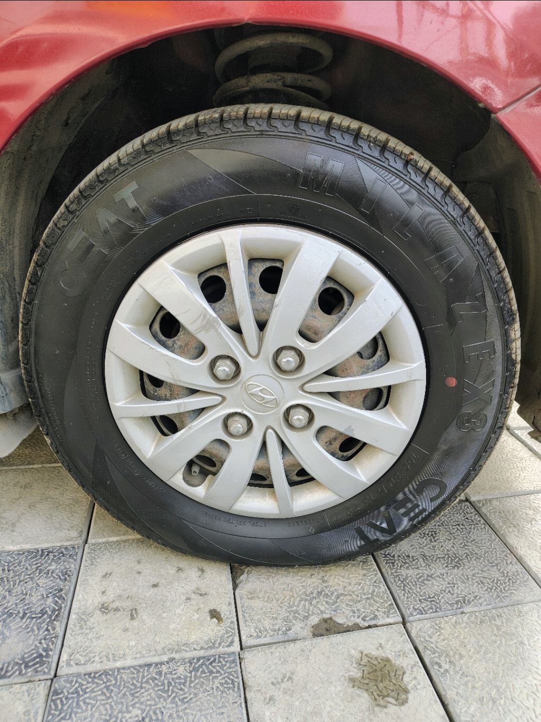 i10 image 9 i10 image 9