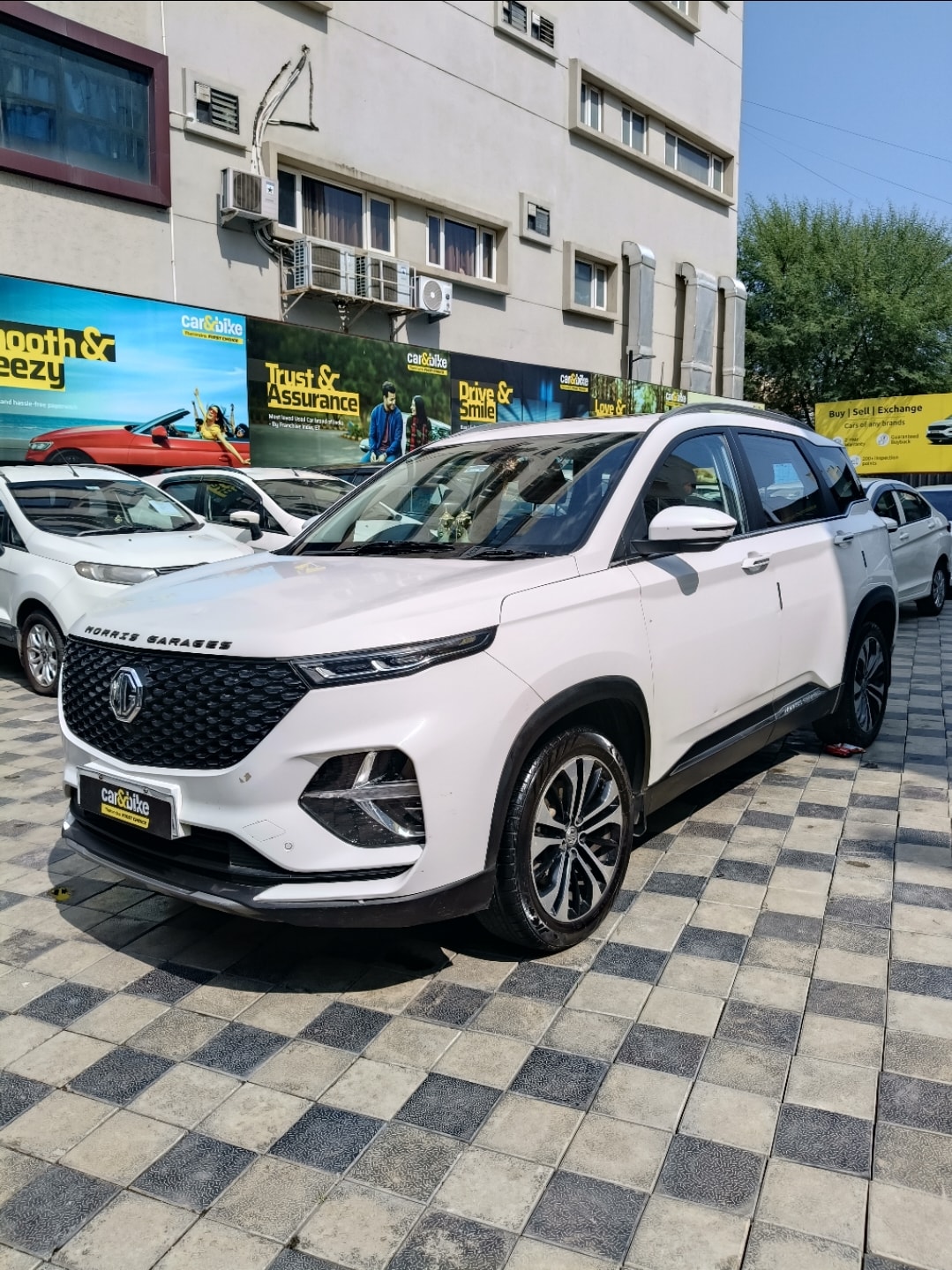 Hector Plus image 1 Hector Plus image 1