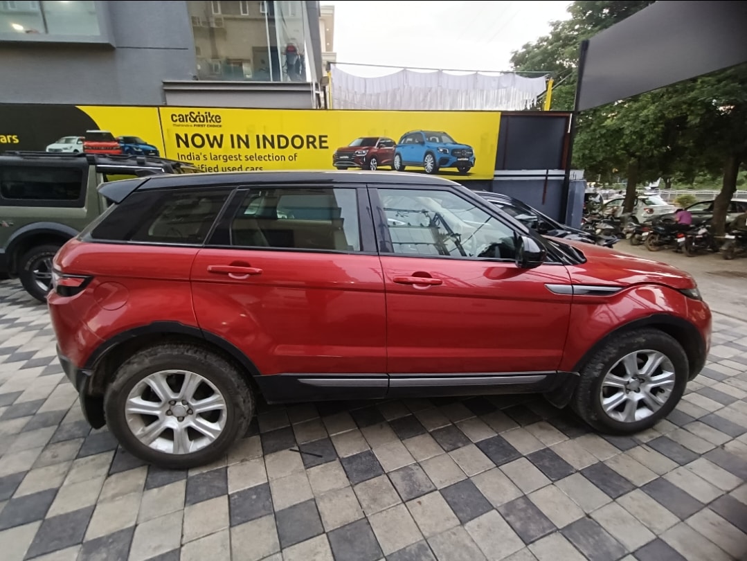 Range Rover Evoque image 6 Range Rover Evoque image 6