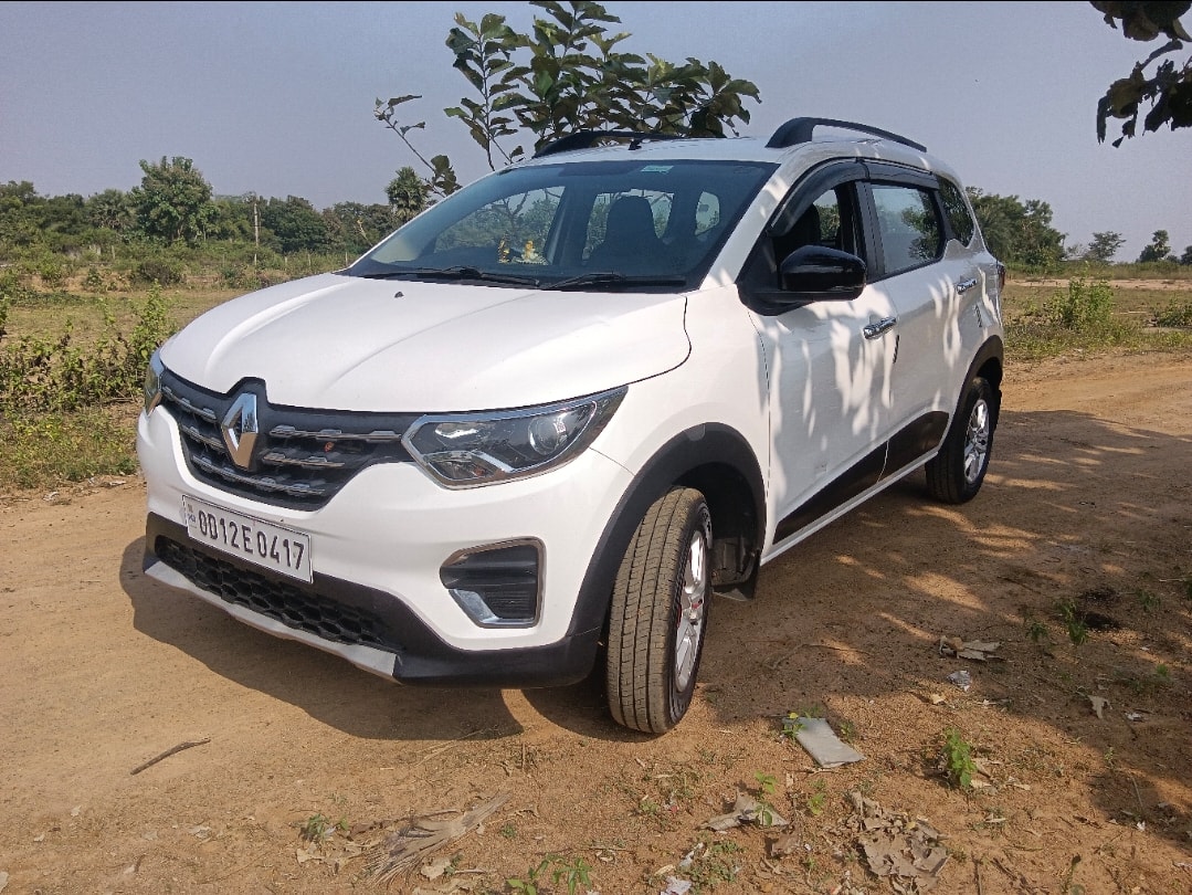 Used 2022 Renault Triber Used 2022 Renault Triber