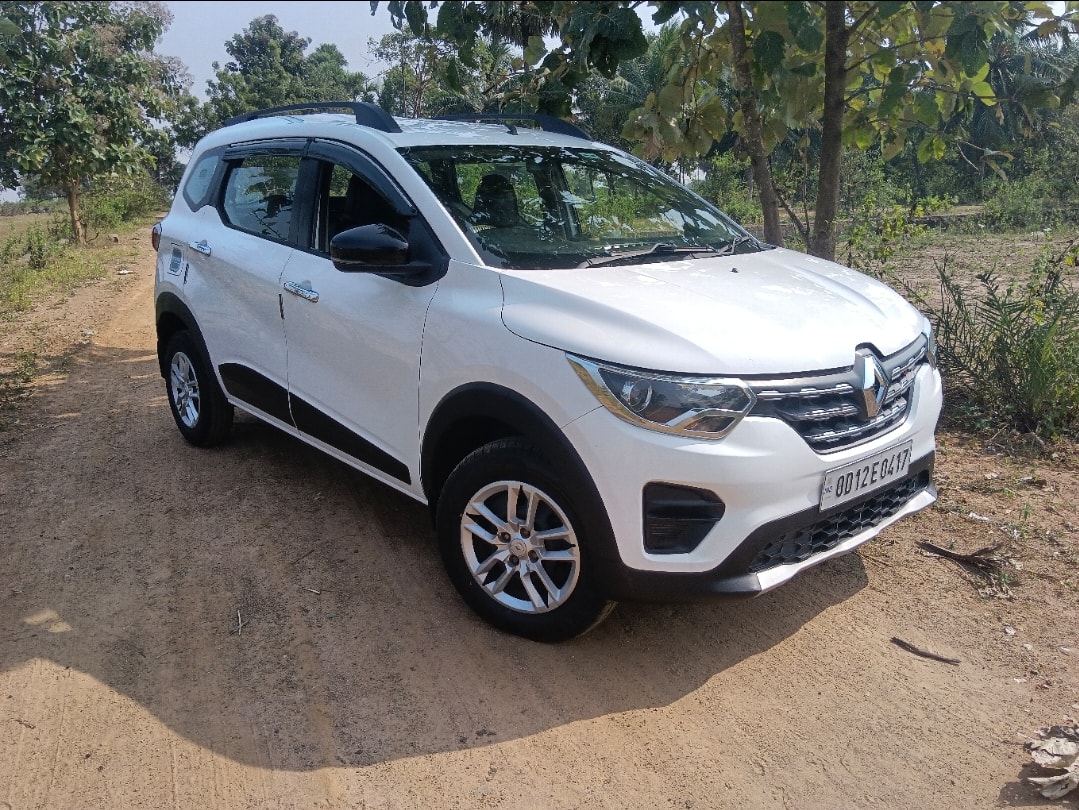 Used 2022 Renault Triber Used 2022 Renault Triber