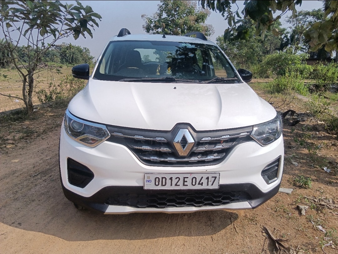 Used 2022 Renault Triber Used 2022 Renault Triber