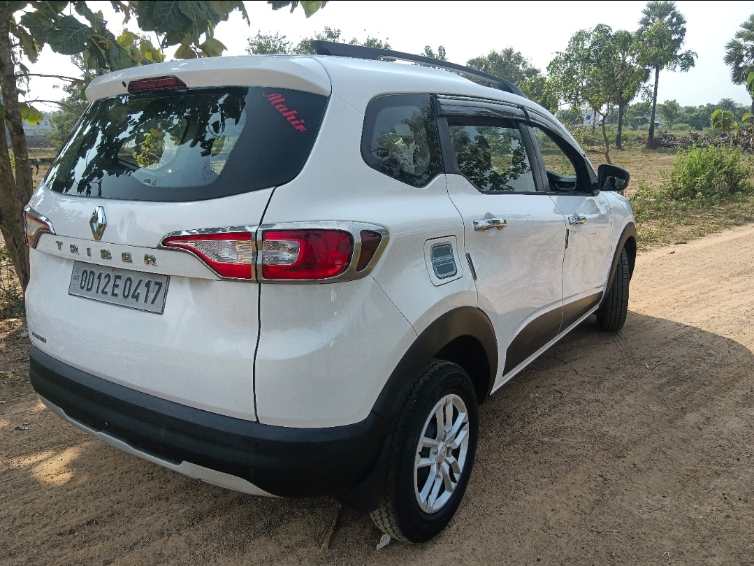 Used 2022 Renault Triber Used 2022 Renault Triber