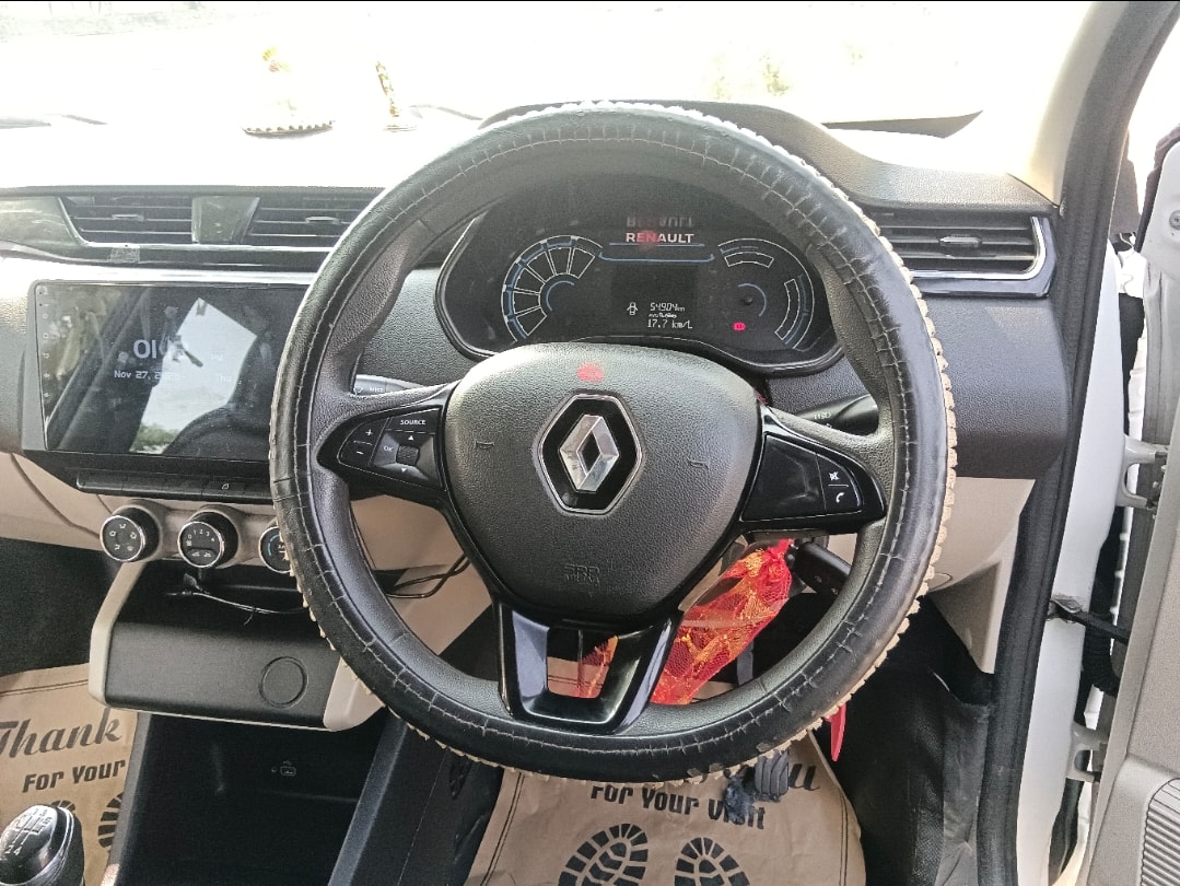 Used 2022 Renault Triber Used 2022 Renault Triber