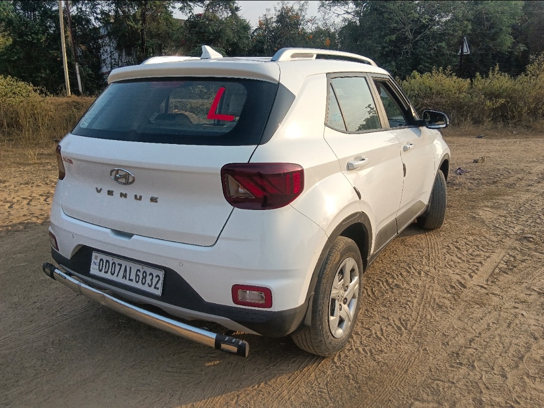 Used 2022 Hyundai Venue Used 2022 Hyundai Venue