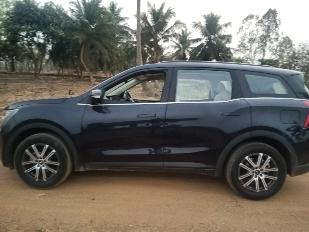 XUV700 image 2 XUV700 image 2