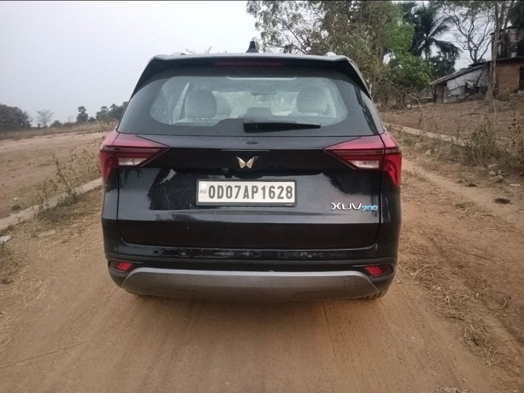 XUV700 image 4 XUV700 image 4