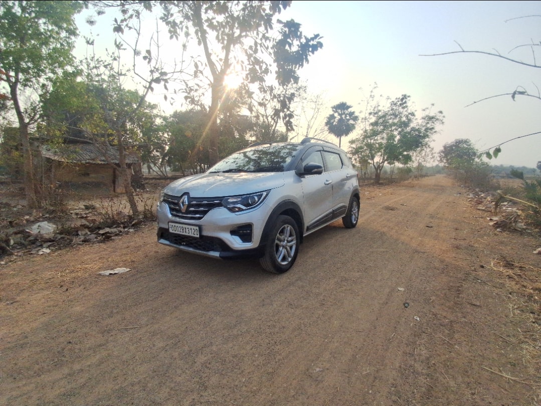 Used 2022 Renault Triber Used 2022 Renault Triber