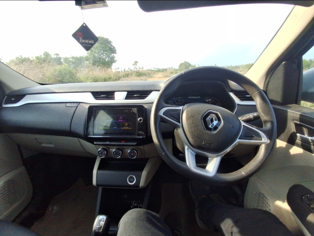 Used 2020 Renault Triber Used 2020 Renault Triber