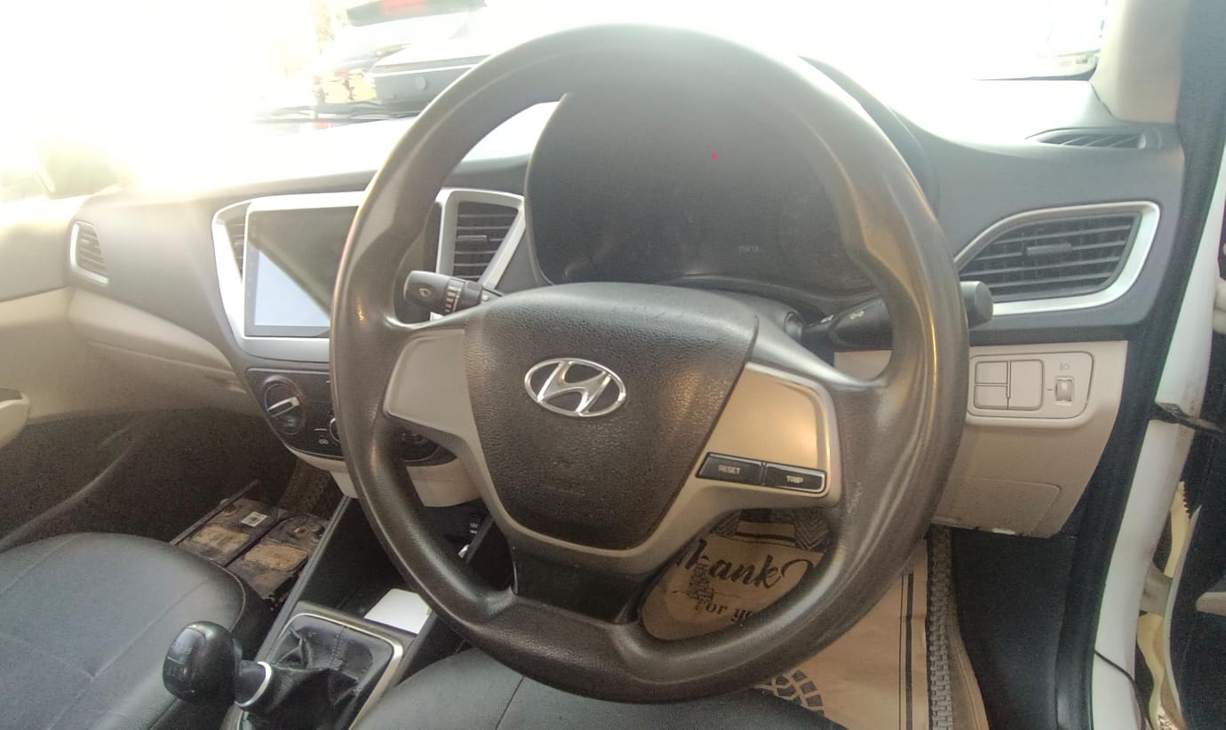 Used 2017 Hyundai Verna Used 2017 Hyundai Verna