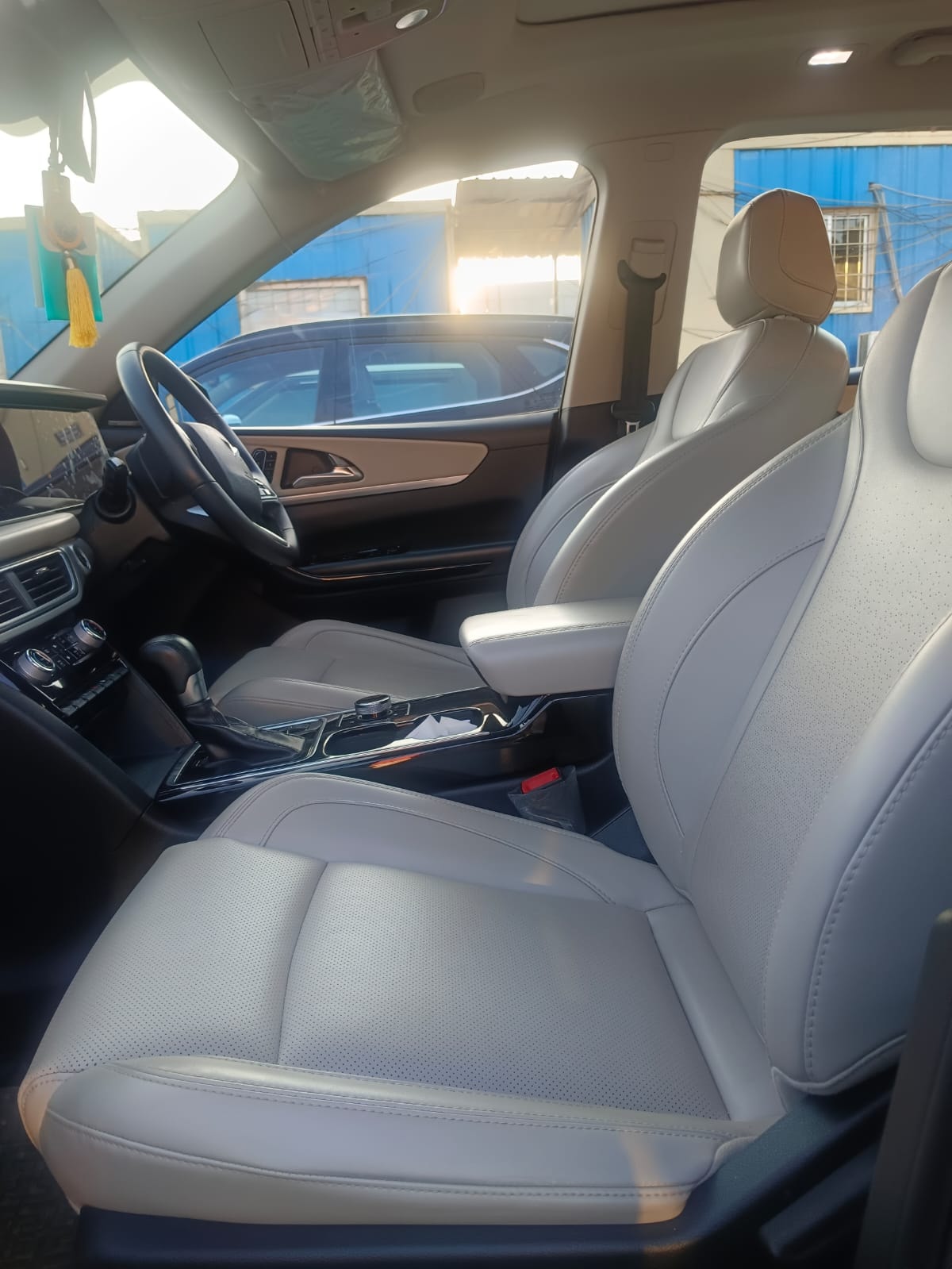 Used 2023 Mahindra XUV700 Used 2023 Mahindra XUV700