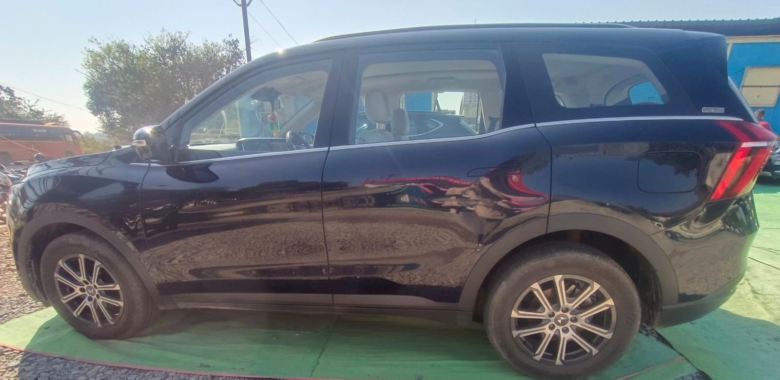 Used 2023 Mahindra XUV700 Used 2023 Mahindra XUV700