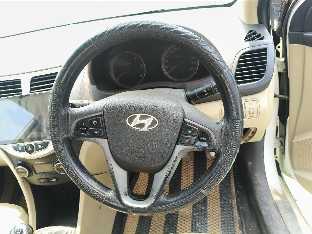 Used 2015 Hyundai Fluidic Verna Used 2015 Hyundai Fluidic Verna