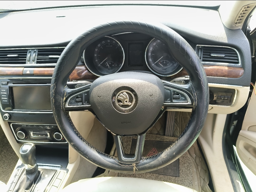 Used 2014 Skoda Superb Used 2014 Skoda Superb