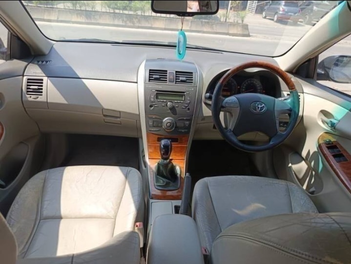 Corolla Altis image 9 Corolla Altis image 9