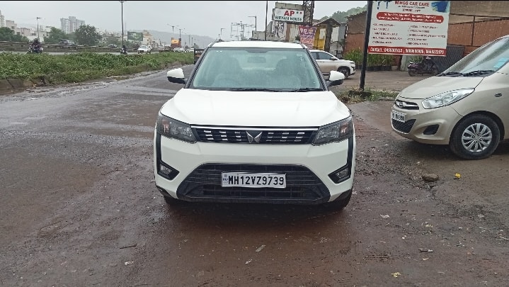 Used 2023 Mahindra XUV300 Used 2023 Mahindra XUV300