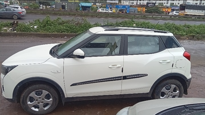 Used 2023 Mahindra XUV300 Used 2023 Mahindra XUV300